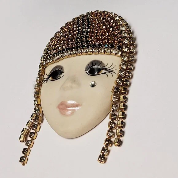 Vintage '87 Art Deco FLAPPER FACE HEADDRESS Porcelain Rhinestone Brooch Signed - Picture 4 of 9